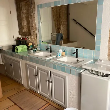 L' Ensoleilladou Appartement *