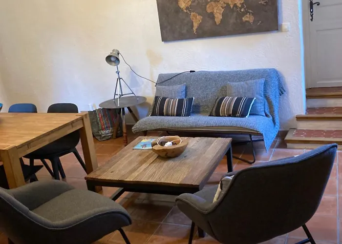 L' Ensoleilladou קווינסון