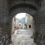 L' Ensoleilladou Lejlighed