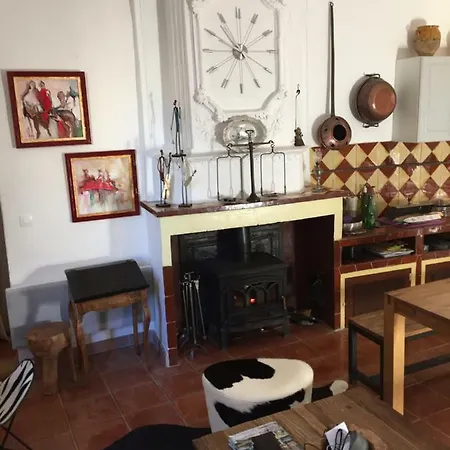 L' Ensoleilladou Apartment