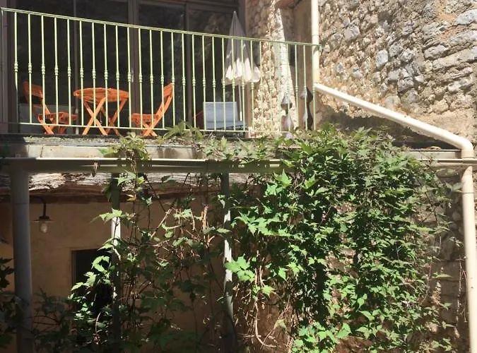 L' Ensoleilladou Apartment *